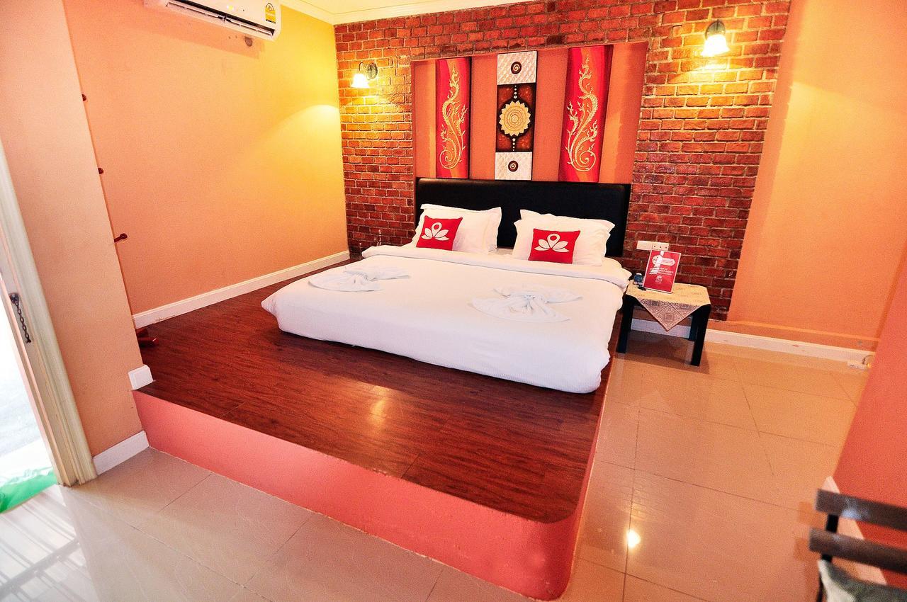 Zen Rooms Ladprao Soi 71 Bangkok Exterior foto